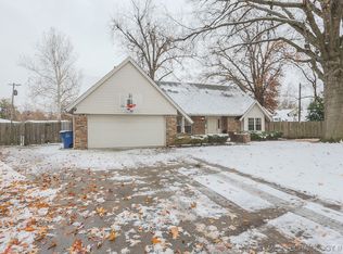 1920 E 58th St, Tulsa, OK 74105