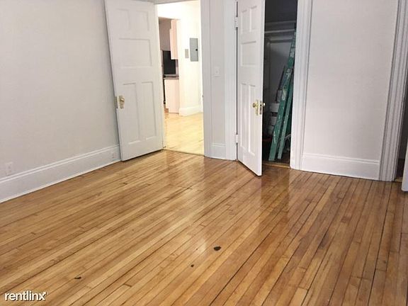 3rd image of 504 Park Dr #615