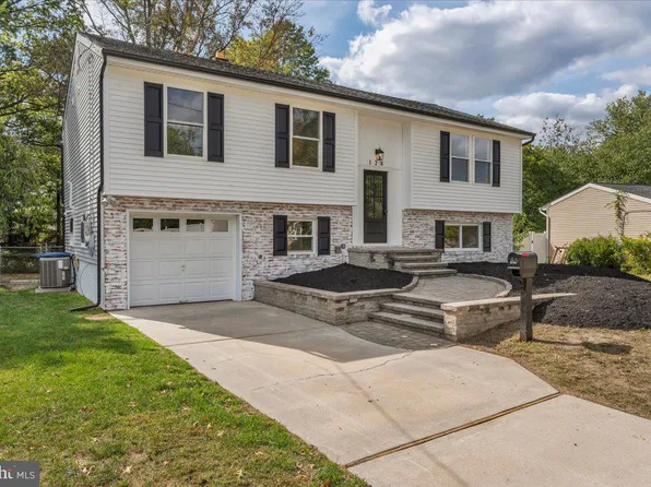 128 Cambridge Ave, Marlton, NJ 08053