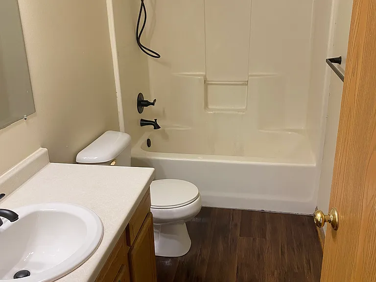 1248 Winans Ave #2 — Photo 6