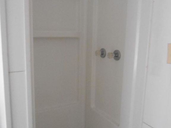 5th image of 765 Jenkins Ave APT 7