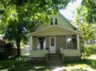 123 Jefferson Ave, Chesterton, IN 46304