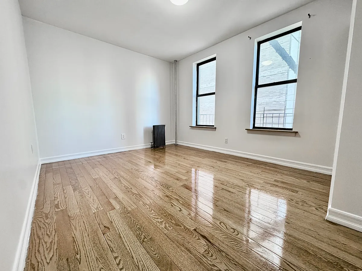Building Photo - 112 Haven Ave #49