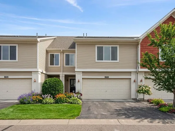 2772 135th St W, Rosemount, MN 55068