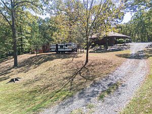 1st image of 220 Jach Ln
