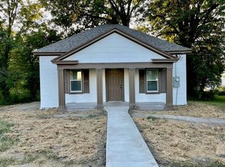 400 Forrest St, Richmond, MO 64085