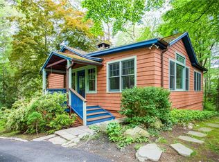 29 Bishop Park Rd, Pound Ridge, NY 10576