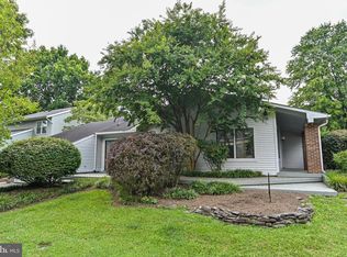 22 Biscayne Pl, Sterling, VA 20164