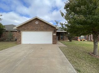 1914 99th Pl, Lubbock, TX 79423