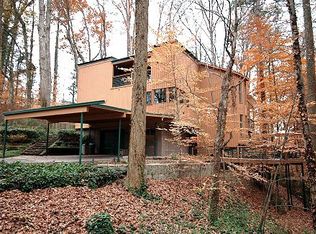 1429 Valley View Rd, Atlanta, GA 30338