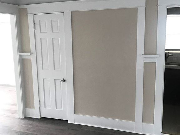 4th image of 241 Lime Ave #241