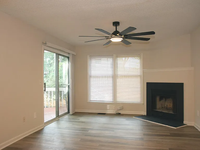120 Union Jack Ln — Photo 6
