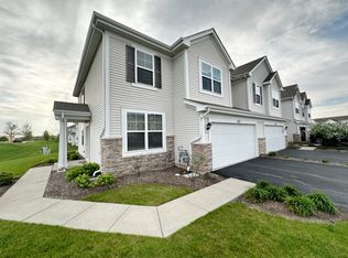652 Anchorage Ct, Pingree Grove, IL 60140