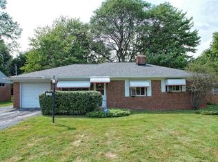 734 Bishop Rd, Highland Heights, OH 44143