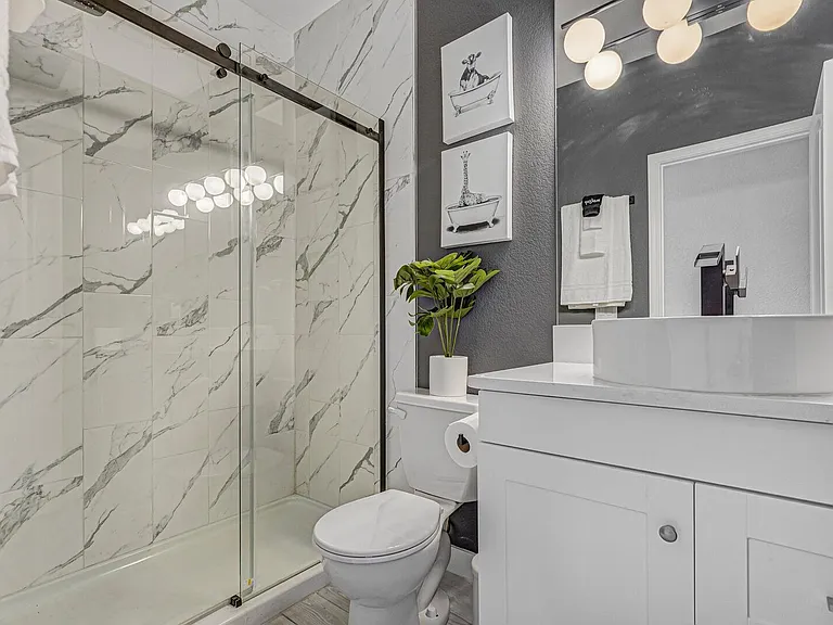 3/4 bathroom off of the kitchen