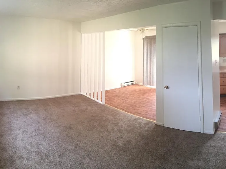 405 Blackhawk Rd #12 — Photo 3