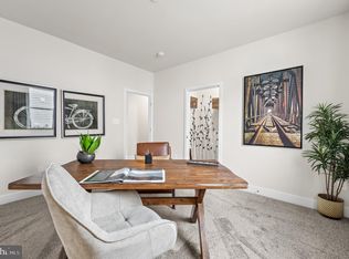 815 Horseshoe Falls Rd, Newark, DE 19702