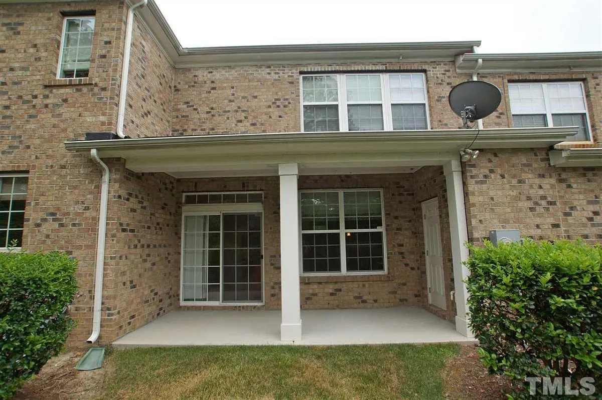 Building Photo - 542 War Admiral Ct