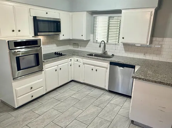 4829 E Santa Ana Ave, Fresno, CA 93726