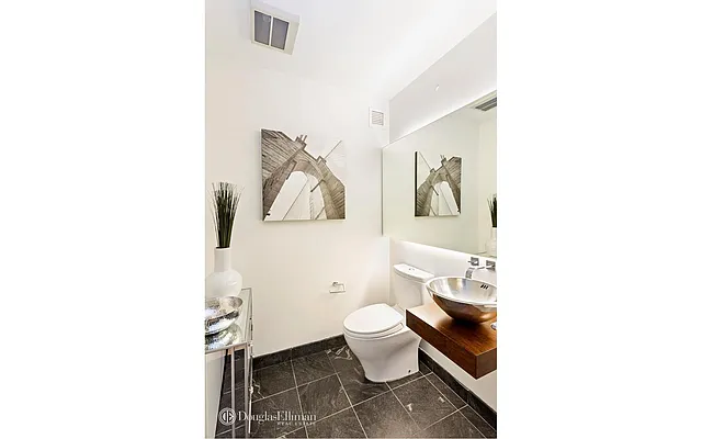 Rented by Douglas Elliman | media 48