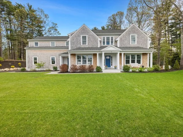 15 Cushing Dr, Duxbury, MA 02332