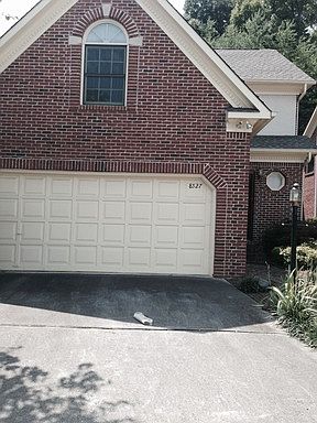 1st image of 8527 Oxford Dr