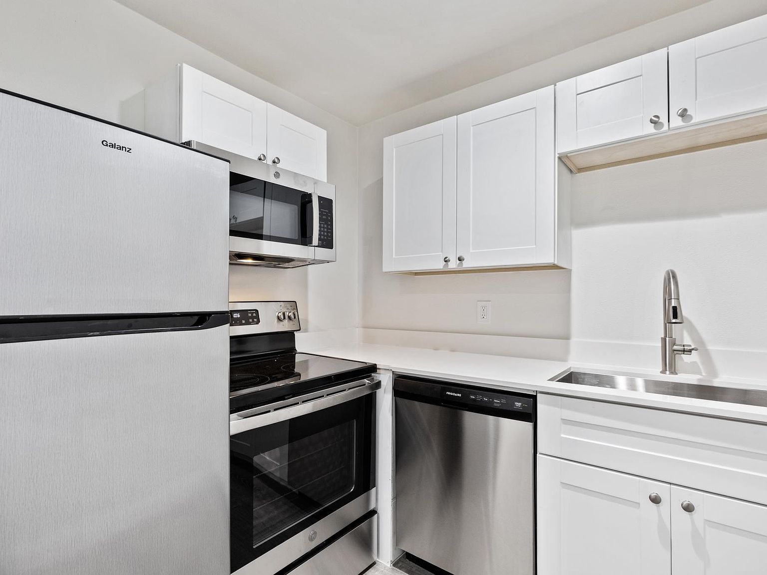 3917 Rawlins St, Dallas, TX 75219 Zillow