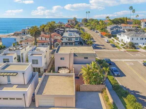 201 4th St #A & B, Encinitas, CA 92024