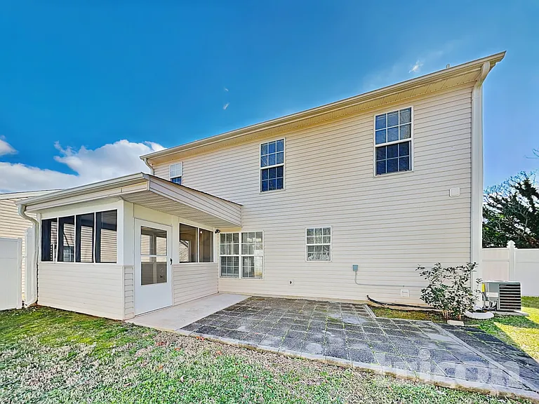 124 Grayland Rd — Photo 20