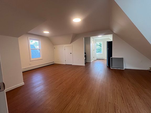 3rd image of 14 Elm St Floor 3