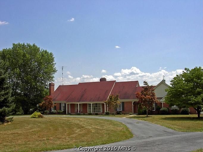 1st image of 231 Bush Dr
