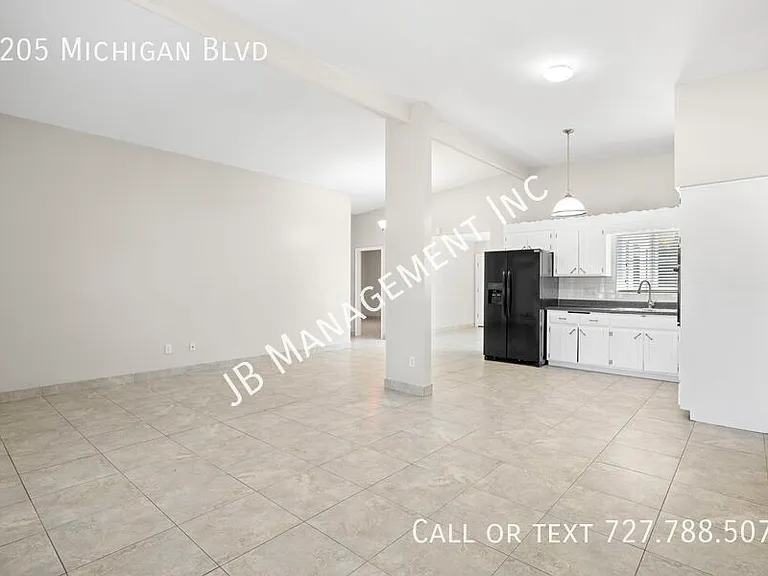 1205 Michigan Blvd — Photo 7