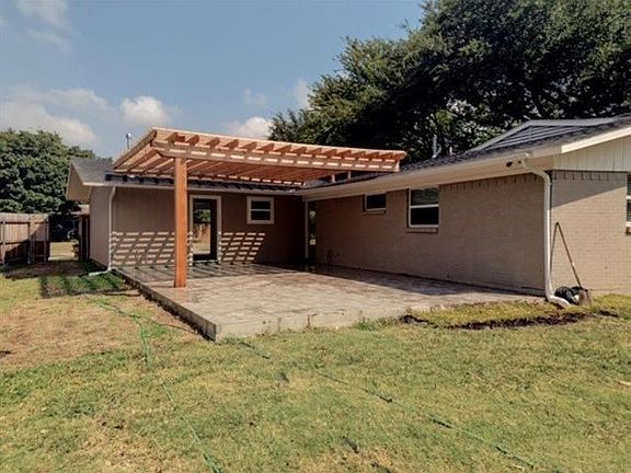 4th image of 11419 Coral Hills Dr