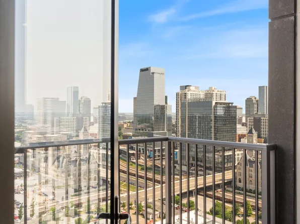 1212 Demonbreun St #909, Nashville, TN 37203