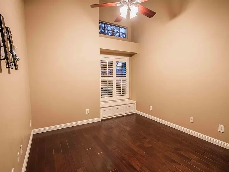 1838 E Shea Dr — Photo 30