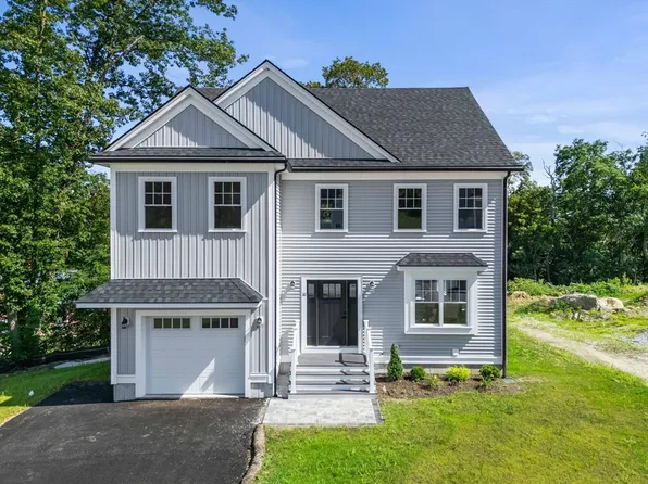 10 Sylvan Hill Xing, Haverhill, MA 01832