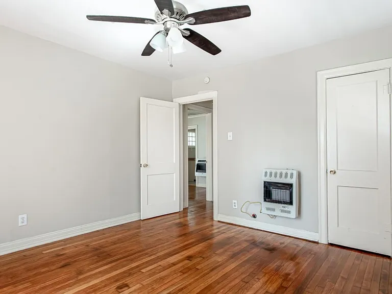 3515 Fairview Ave — Photo 2