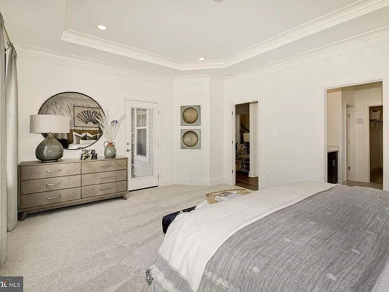 34007 Givens Way — Photo 10