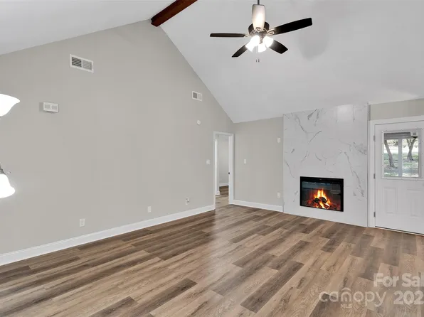 12505 Newstead Rd, Huntersville, NC 28078