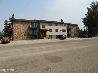 1224 5th Ave SE, Devils Lake, ND 58301