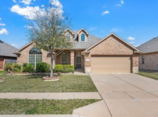 409 Stampede Ct, Fort Worth, TX 76131