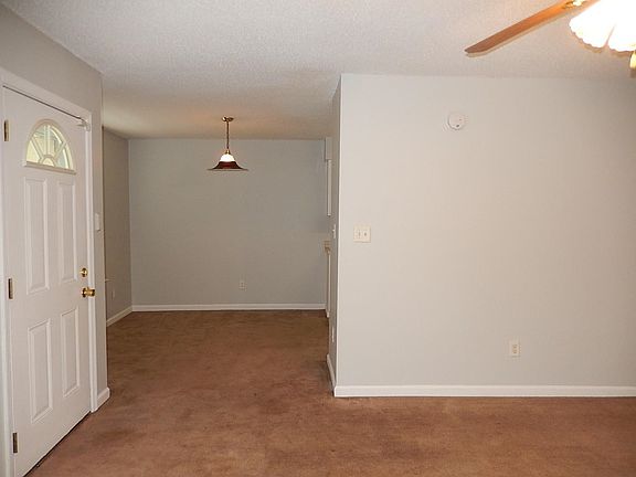 4th image of 1532 Patrick Ave #19