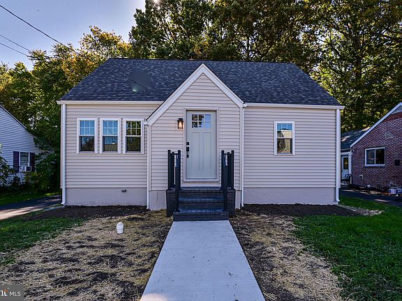 5th image of 2408 Sylvan Ave