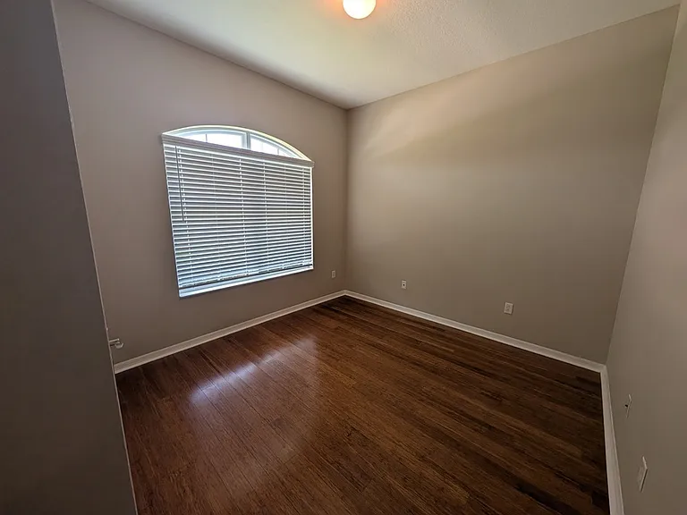 7730 Crescent Palm Dr — Photo 6