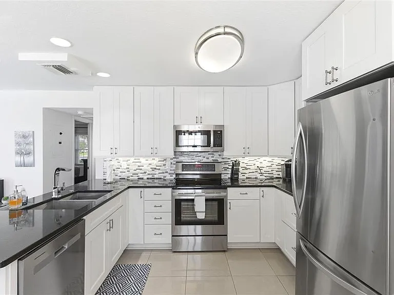 5280 Coquina Key Dr SE #A — Photo 15