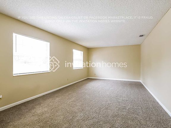 2nd image of 74 Sweetbriar Br