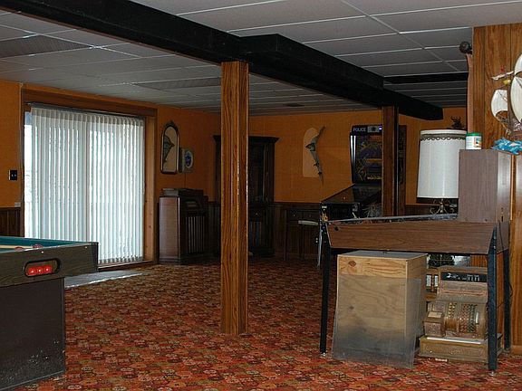 Lower level walk-out to deck.