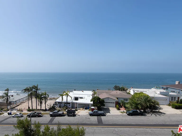 18063 Coastline Dr — Photo 9