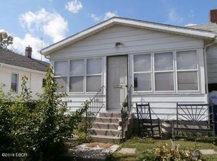 201 N Division St, Du Quoin, IL 62832