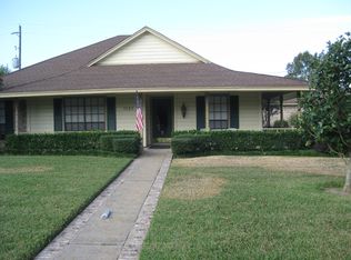 1121 Springmeadow Dr, Beaumont, TX 77706
